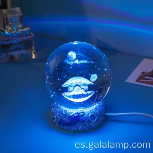 Luz de la noche de la bola de cristal brillante